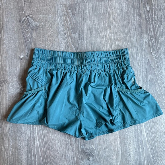 Free People Get Your Flirt On Shorts - Picture 3 of 5